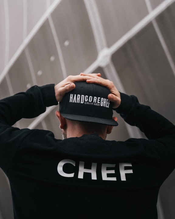 Czarna czapka Snapback HardCoreChef z grubym haftem 3D - jakość premium